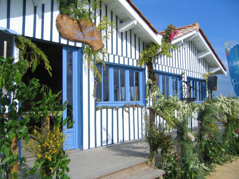 Exposition Cabane Bleue : Crayons et Pinceaux