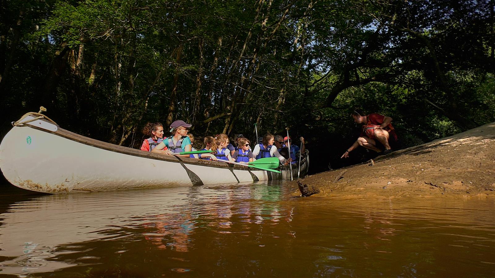 Balade guidée en canoë collectif sur la Leyre