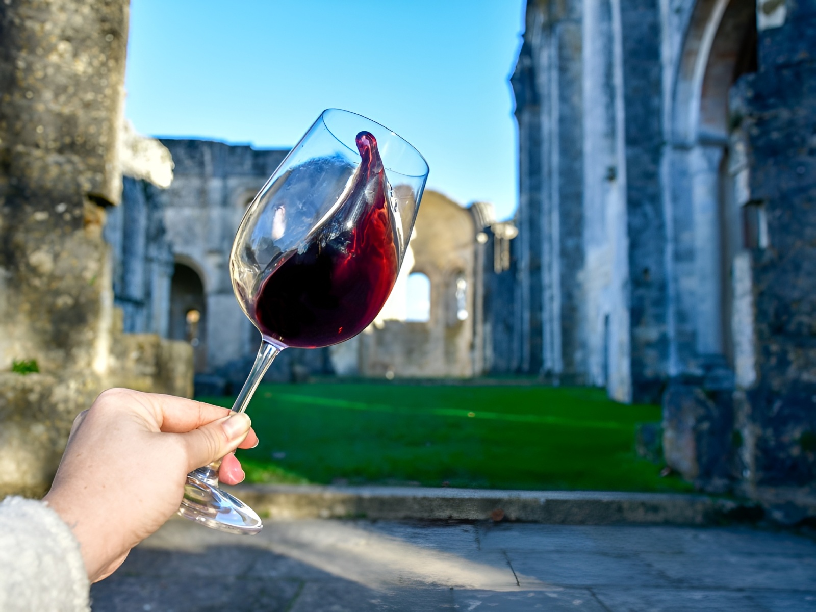 Visite de l'abbaye et dégustation de vin