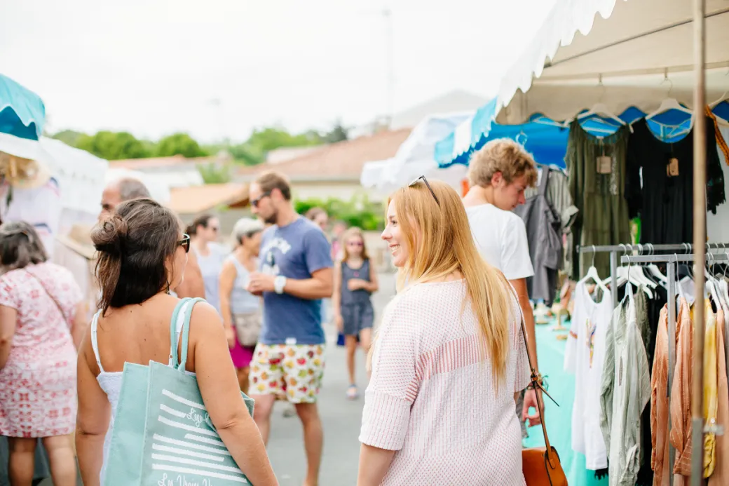 Marché du Cap Ferret - Crédit: Grégory Cassiau - Les Escapades | CC BY-NC-ND 4.0