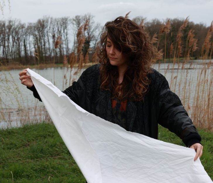 Jodie Camus, l'artiste en résidence à la Maiso ...