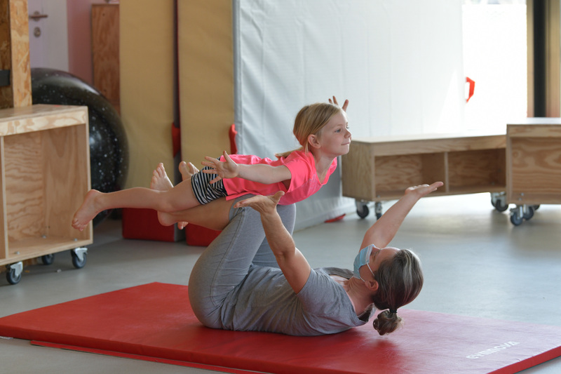 Cirque Duo - Smart Cie