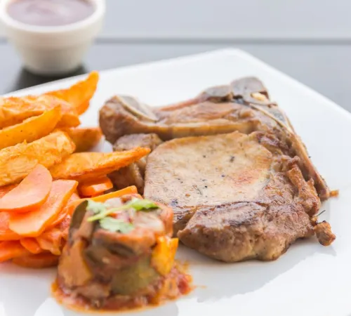Repas cochonnaille par le Comité des Fêtes de Pineuilh