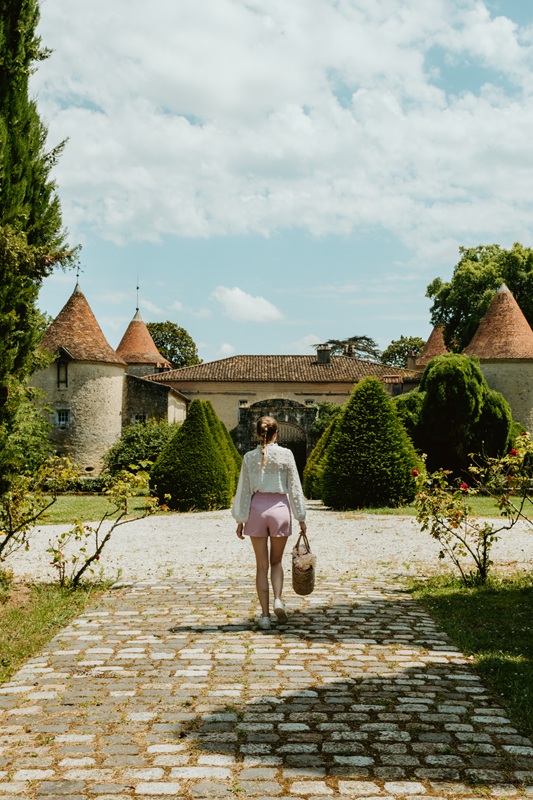 Promenade autonome sur le domaine du Château C ...
