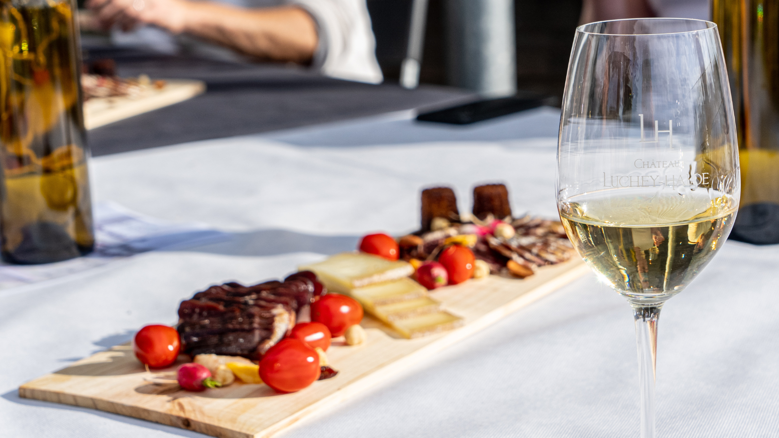 Afterwork en terrasse au Chateau Luchey Halde