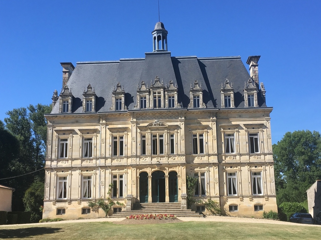 Afterbeach au Château Lestage