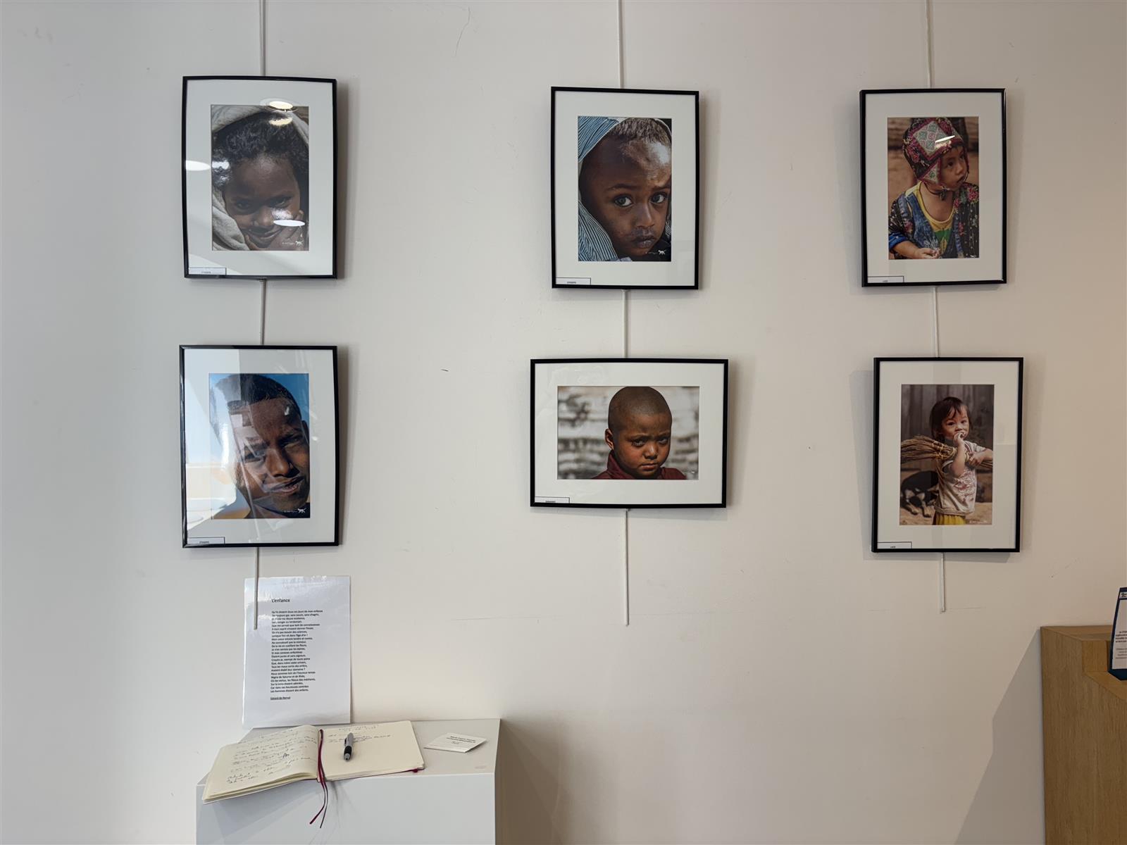 Exposition de photographie : "Enfantillages" d ...