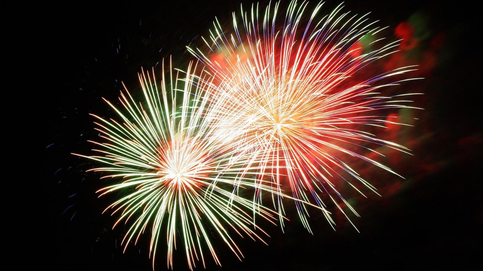 Feu d'artifice à Castres-Gironde