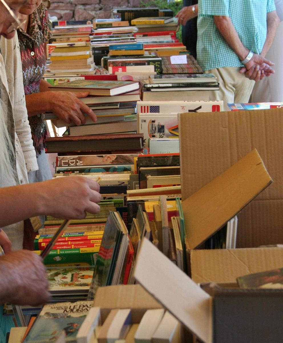 Vide grenier à Arcins