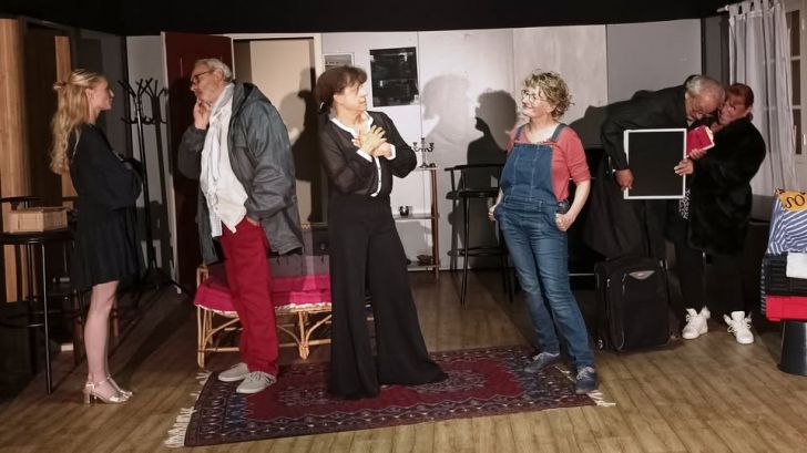 REPRESENTATION THEATRALE: LES CAFE THEAFFREUX  ...