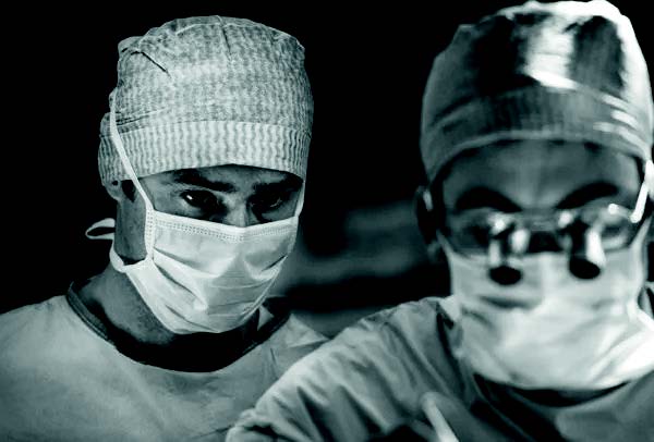 Vernissage de l'exposition "Regards soignants" ...