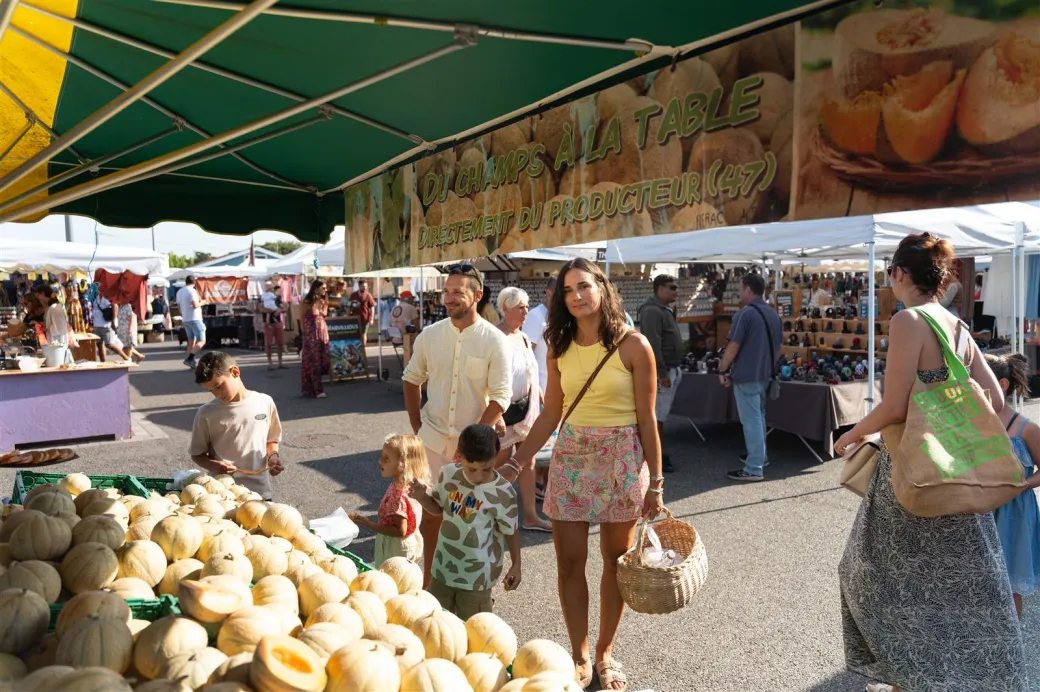 Marché de Montalivet - Crédit: manholeo becker | CC BY-NC-ND 4.0