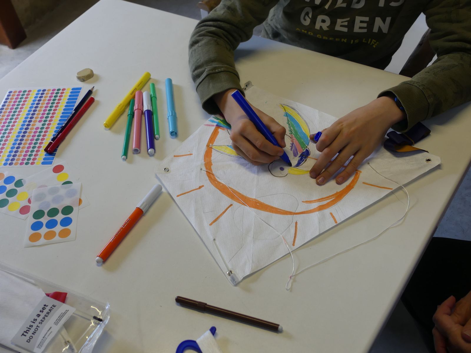 Confection d'un cerf-volant