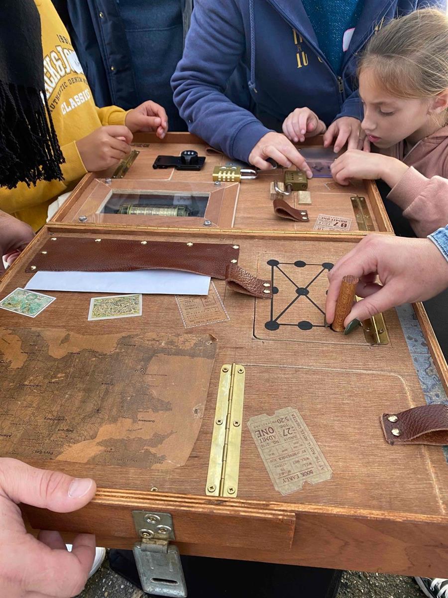 Escape game : Les secrets de la pigne d'or