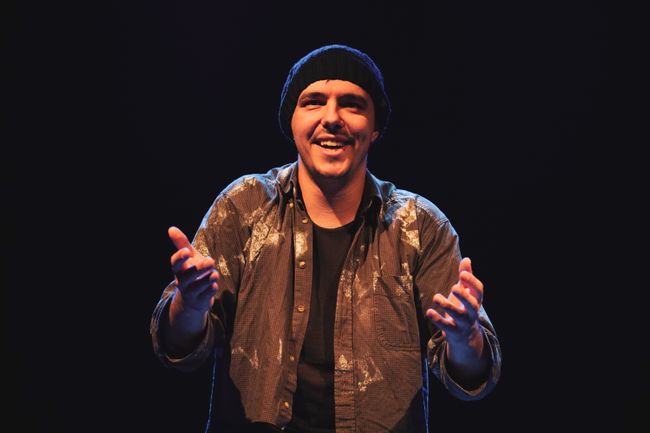 "La Fontaine prend sa source dans le désert".  ...