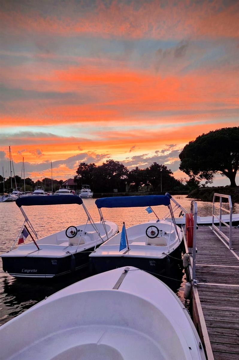 Bateau électrique sans permis : Sortie crépusc ...