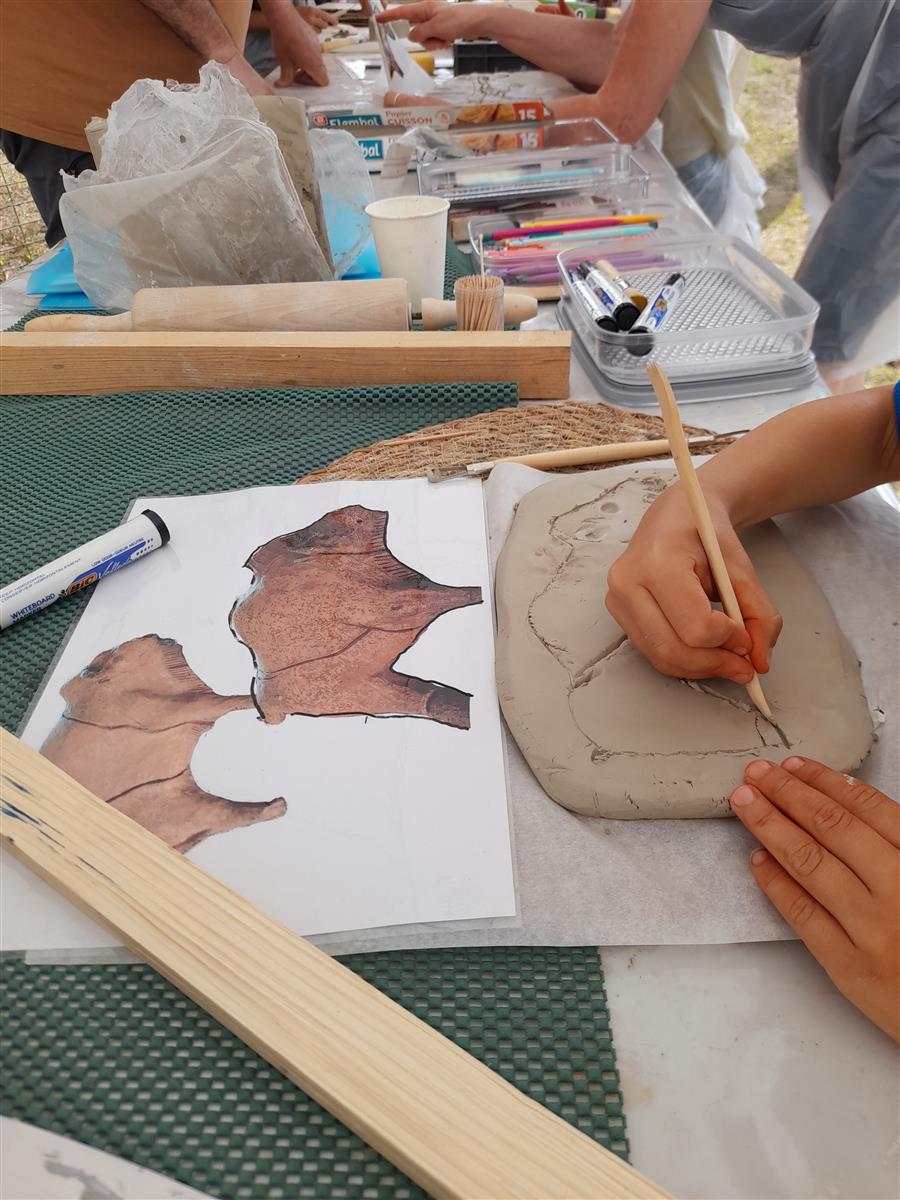 Atelier des p'tits curieux "Art Magdalénien "