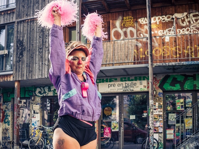 Du théâtre au cercle