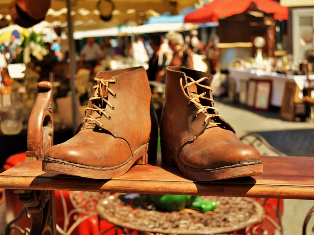 Vide-grenier et broca ... - Crédit: Photopea | CC BY-NC-ND 4.0
