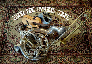 Déambulation du Gipsy YviBalkan Brass