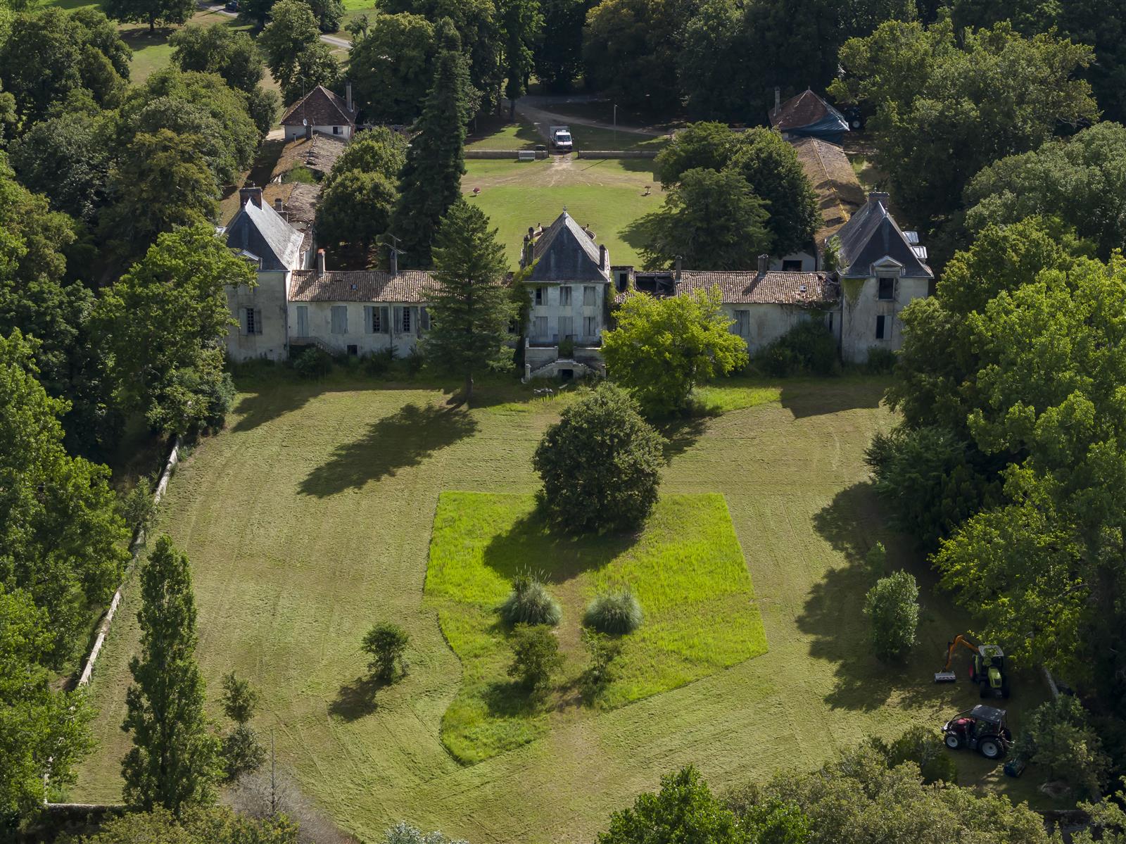 Chantier participatif Château de Salles