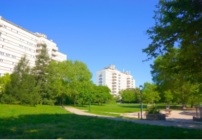 Balade urbaine à Bast ...