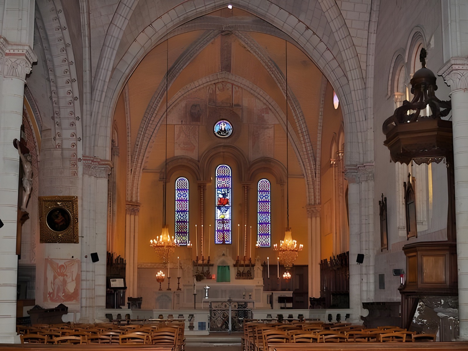 Visite guidée ou libre de l'église Saint-Pierr ...