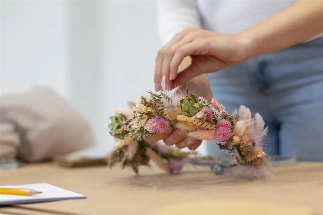 Atelier floral : Comp ... - Crédit: Freepik.com | CC BY-NC-ND 4.0
