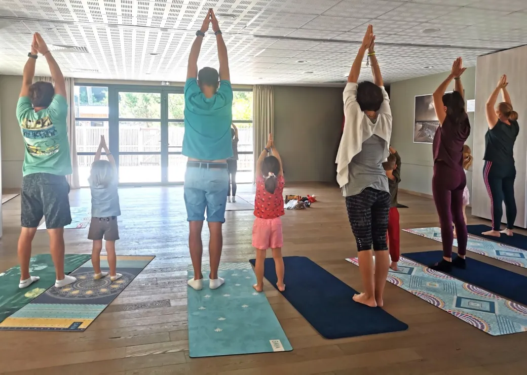 Yoga en duo parent/enfant