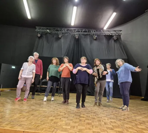 Théâtre "La rue nous parle" par l'Atelier Gare aux mots