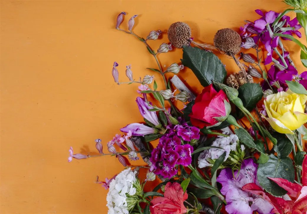 Atelier floral : Comp ... - Crédit: Freepik | CC BY-NC-ND 4.0