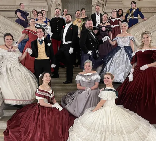 Bal costumé du XIXème siècle