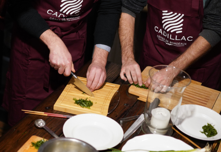 Ateliers de cuisine et dîner à la table du vig ...