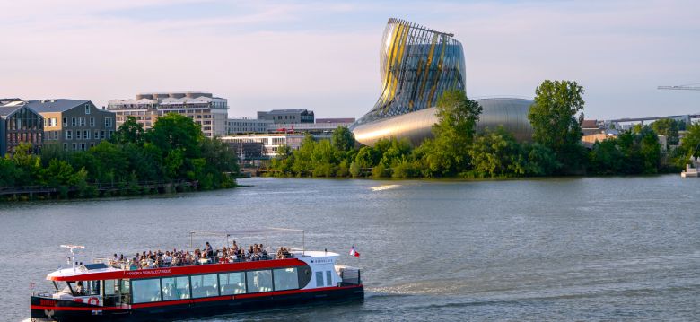 Les Bateaux Bordelais