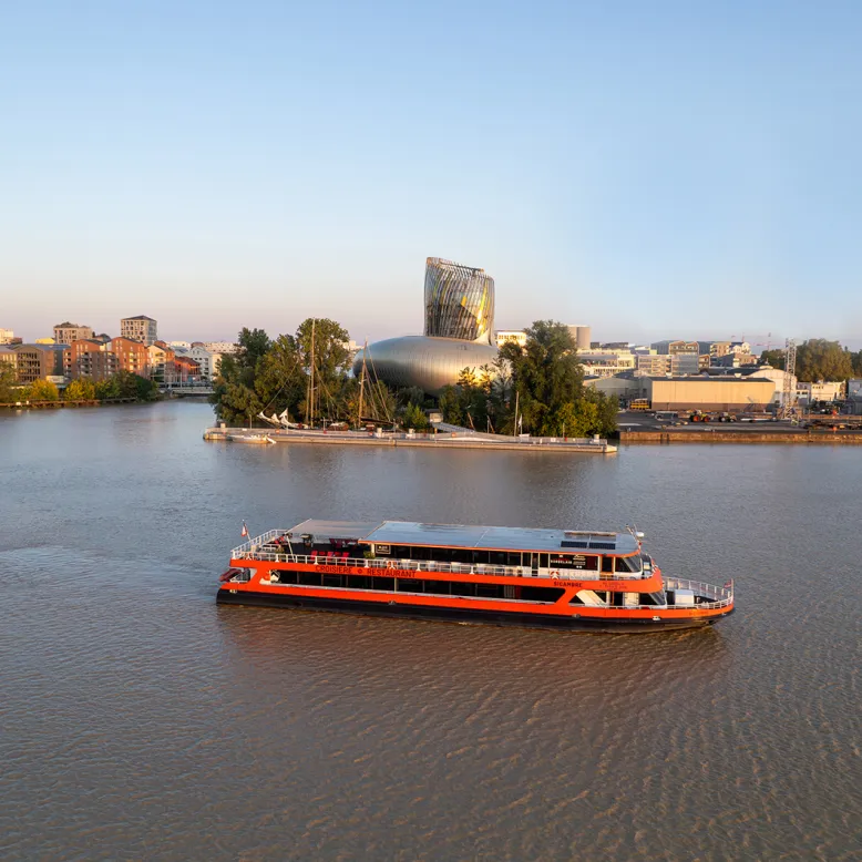 Les Bateaux Bordelais