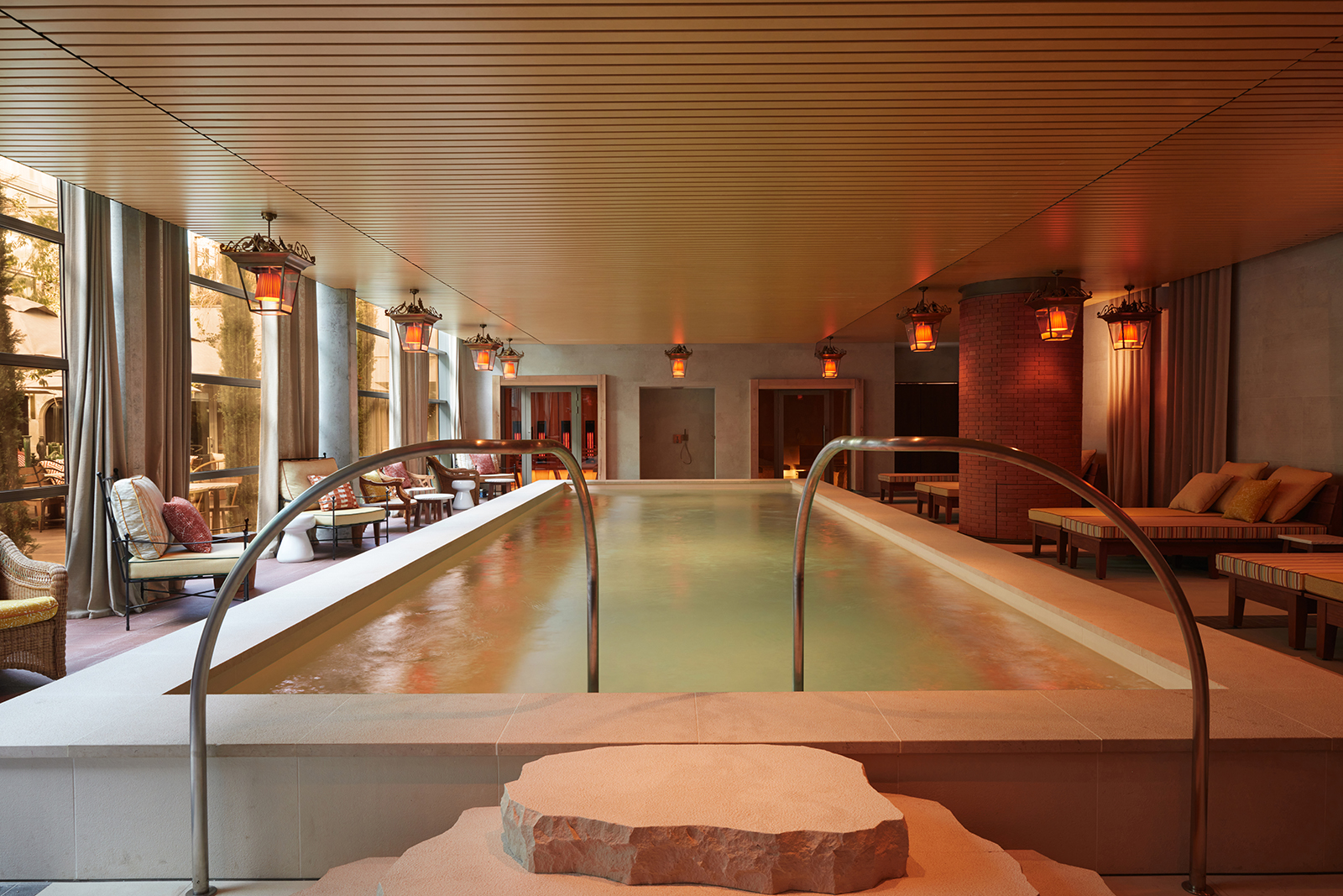 Treat yourself to a moment of pure relaxation - At the Mondrian Bordeaux Les Carmes spa