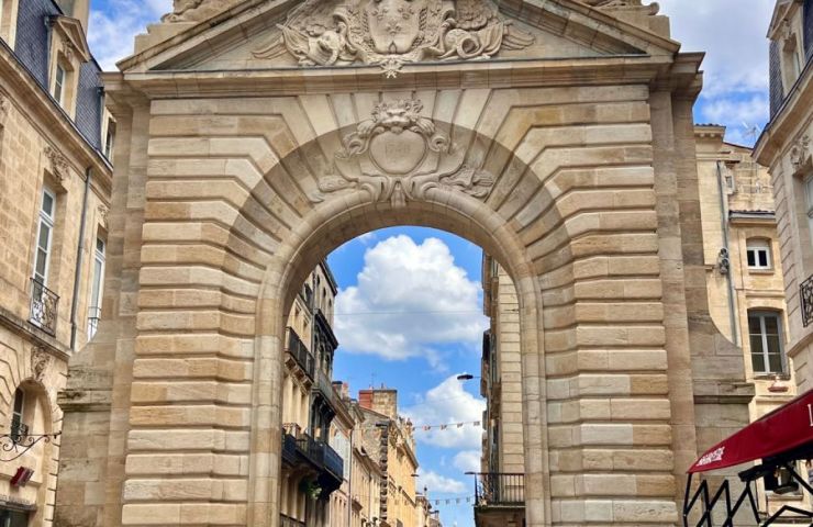 Porte Dijeaux