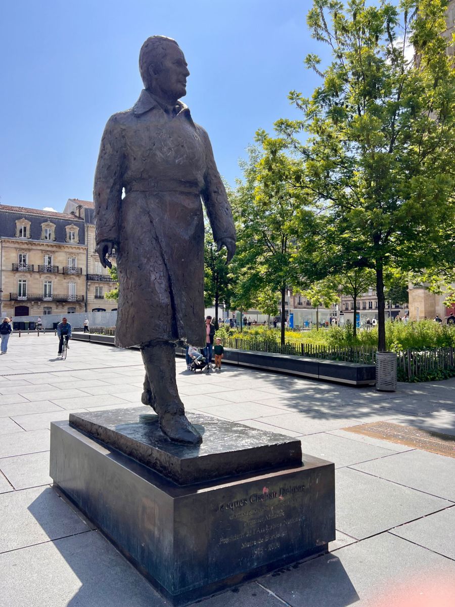 Statue de Jacques Chaban Delmas
