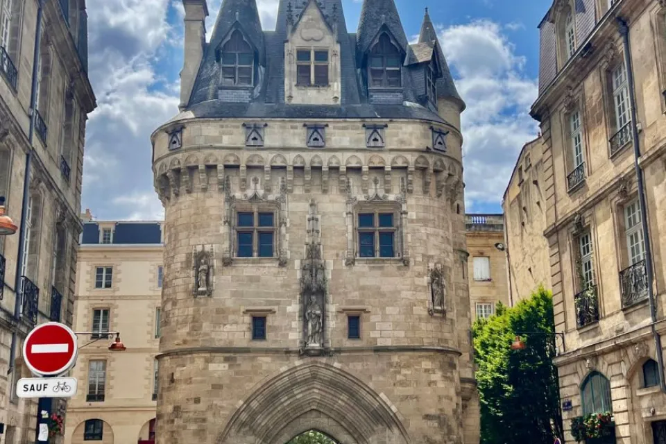 Porte Cailhau
