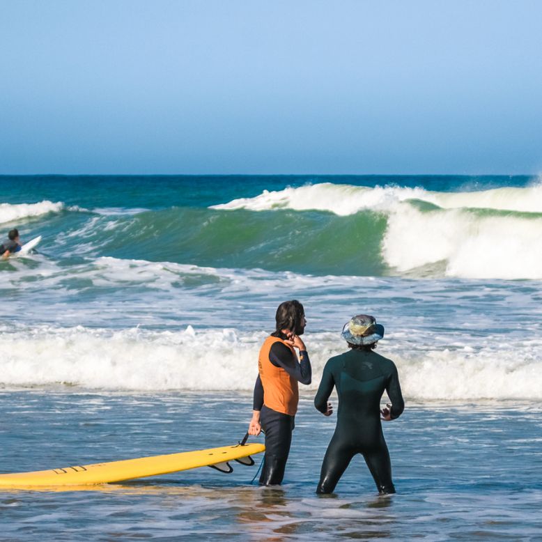 Twins Surf School