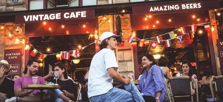 VINTAGE CAFÉ