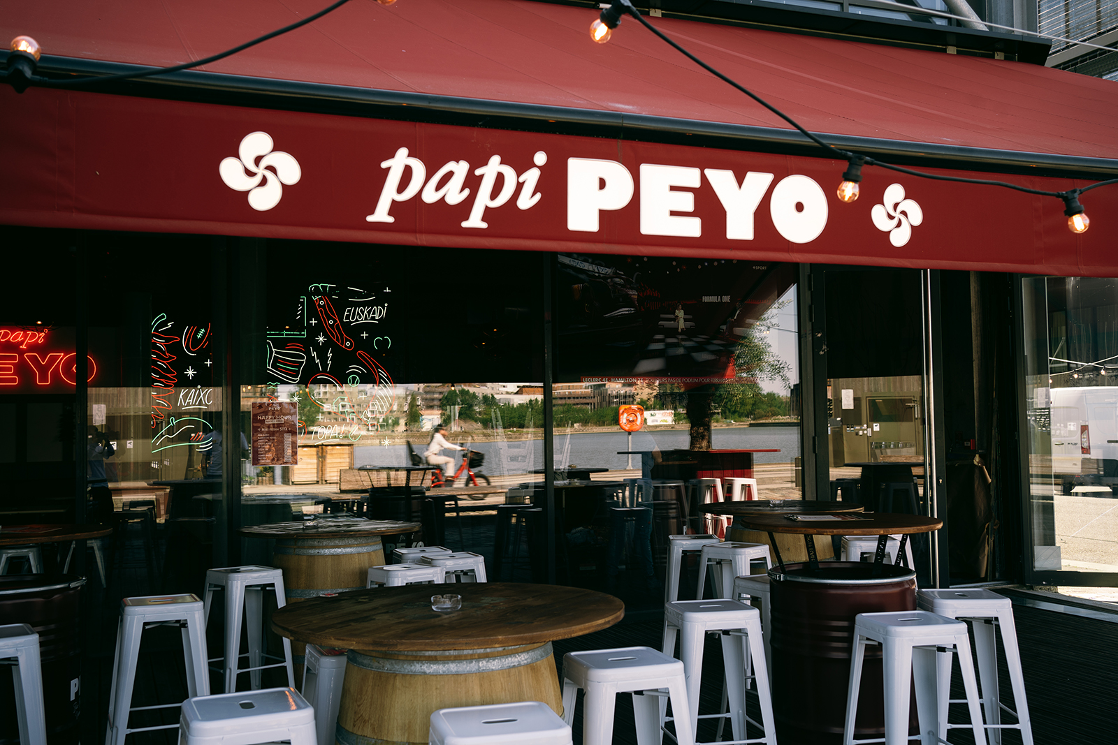 PAPI PEYO