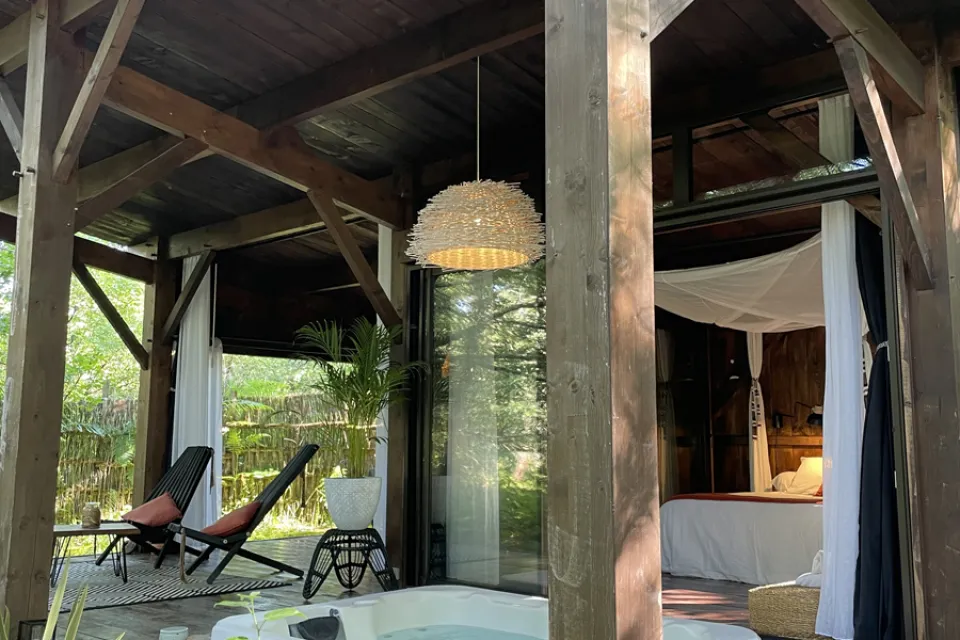 Cabanes et spa Les Landines