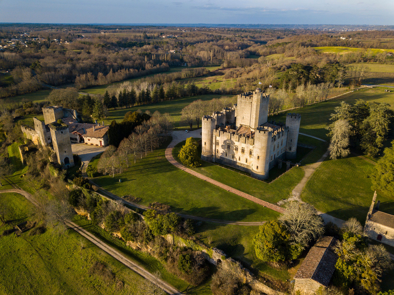 Roquetaillade Castle