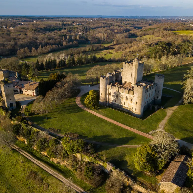 Roquetaillade Castle
