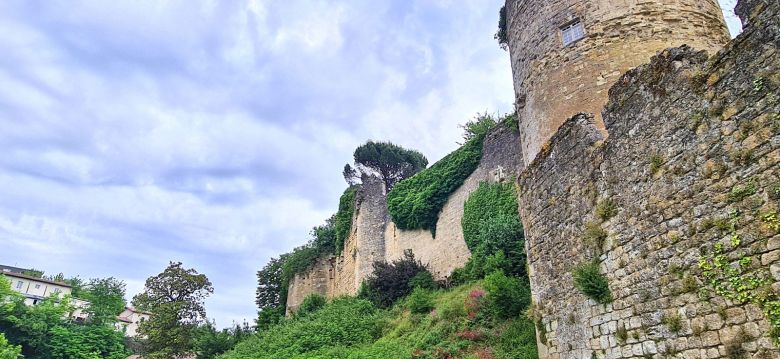 Quat'Sos Castle
