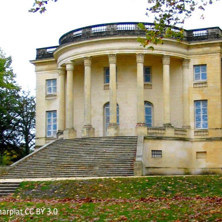 Maison Carrée d'Arlac