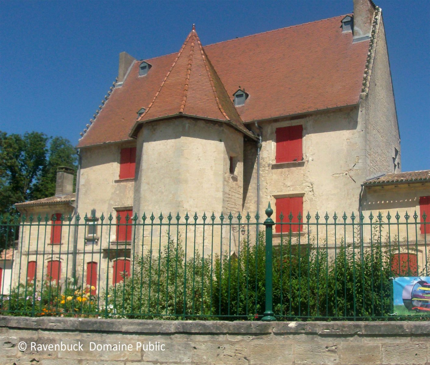 The Robillard Castle and its park