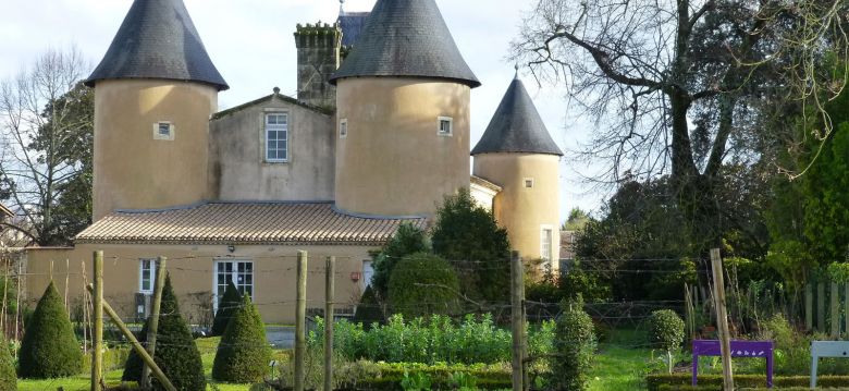 Centre d'art contemporain - Château Lescombes