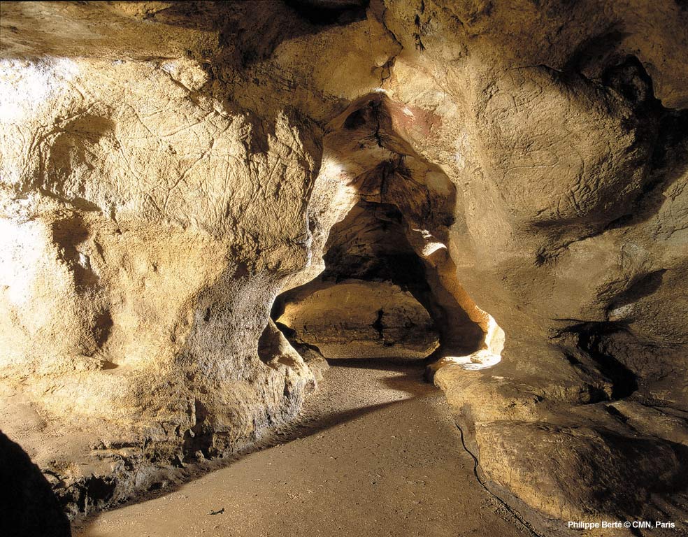 Grotte de Pair non Pair